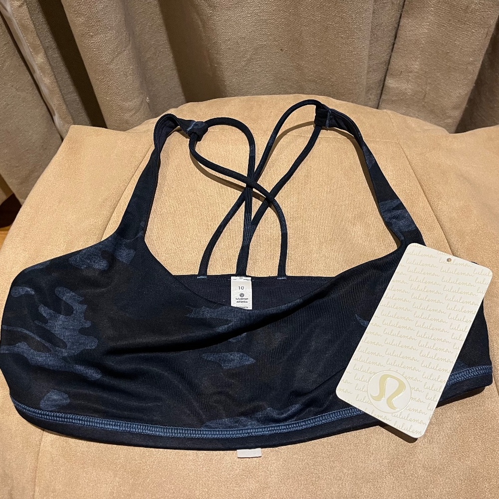 Lululemon Free To Be Bra Long Line NWT Black Camo Size 10